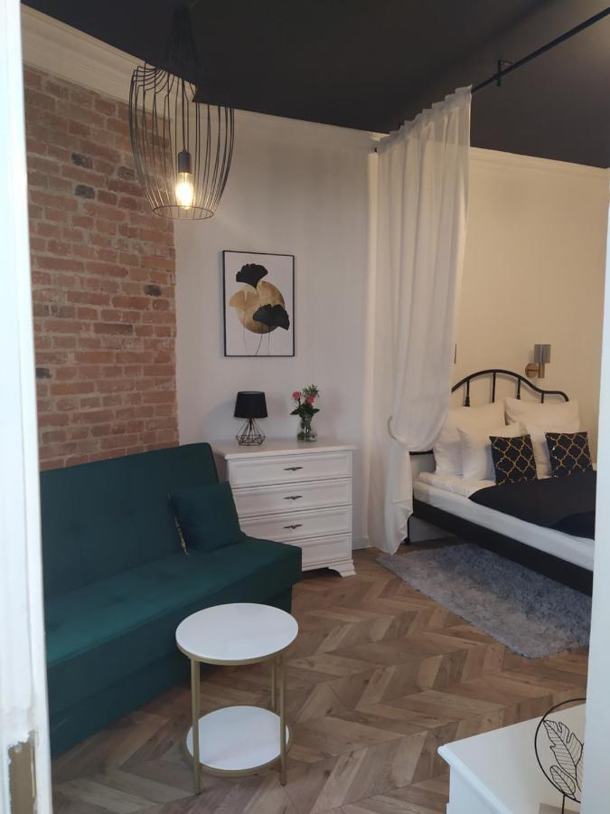 Ndm Apartament Warszawa Eksteriør billede